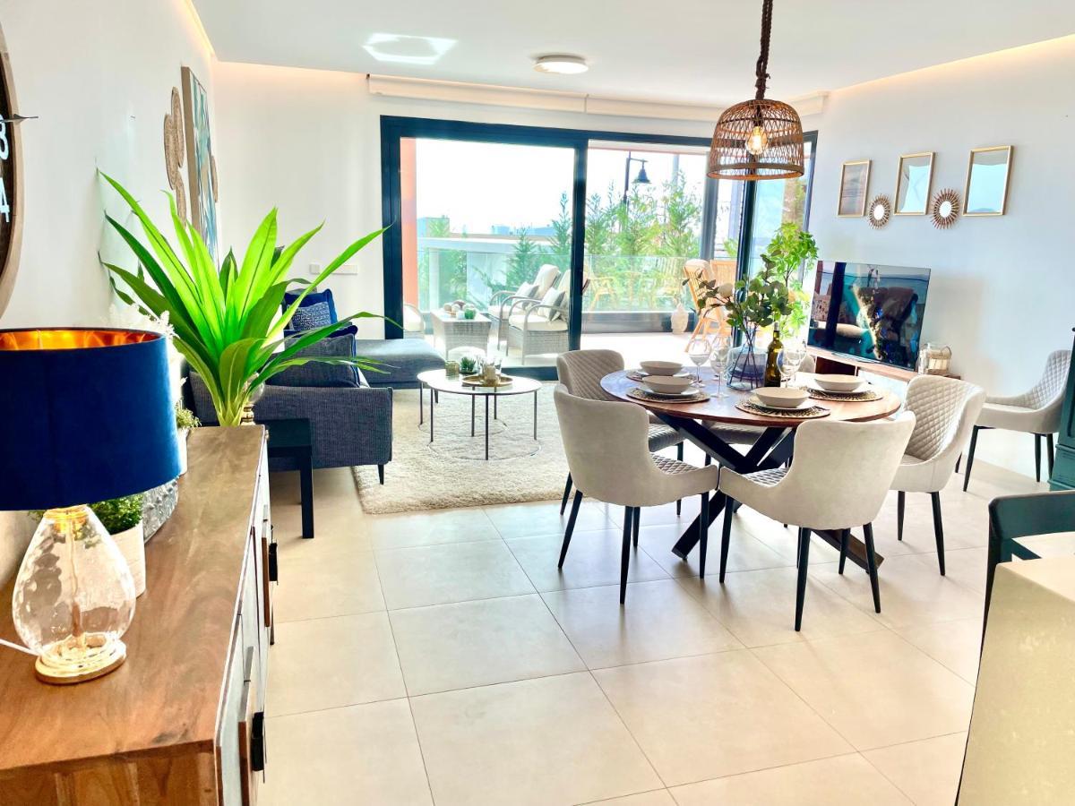 Luxury 3 Bedroom Apartment 300M From The Beach Fuengirola Εξωτερικό φωτογραφία