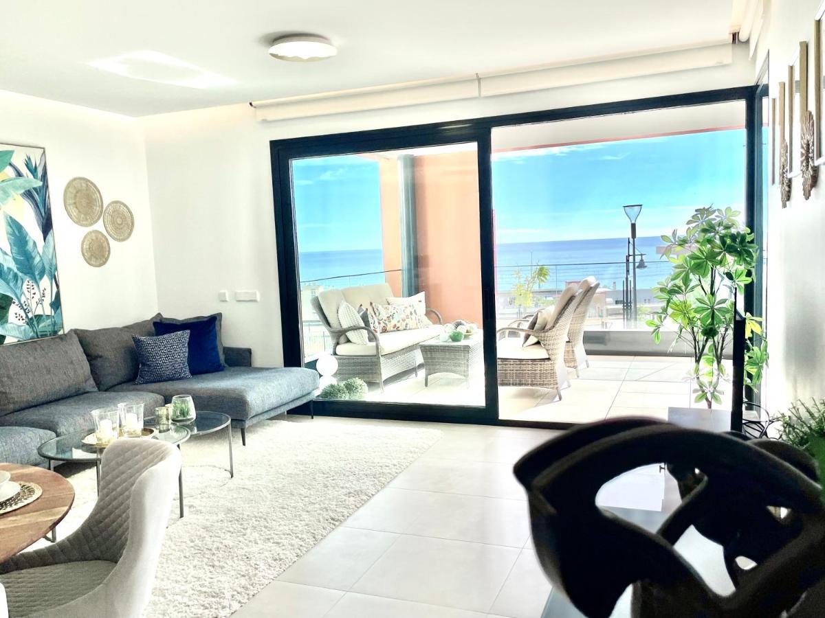 Luxury 3 Bedroom Apartment 300M From The Beach Fuengirola Εξωτερικό φωτογραφία